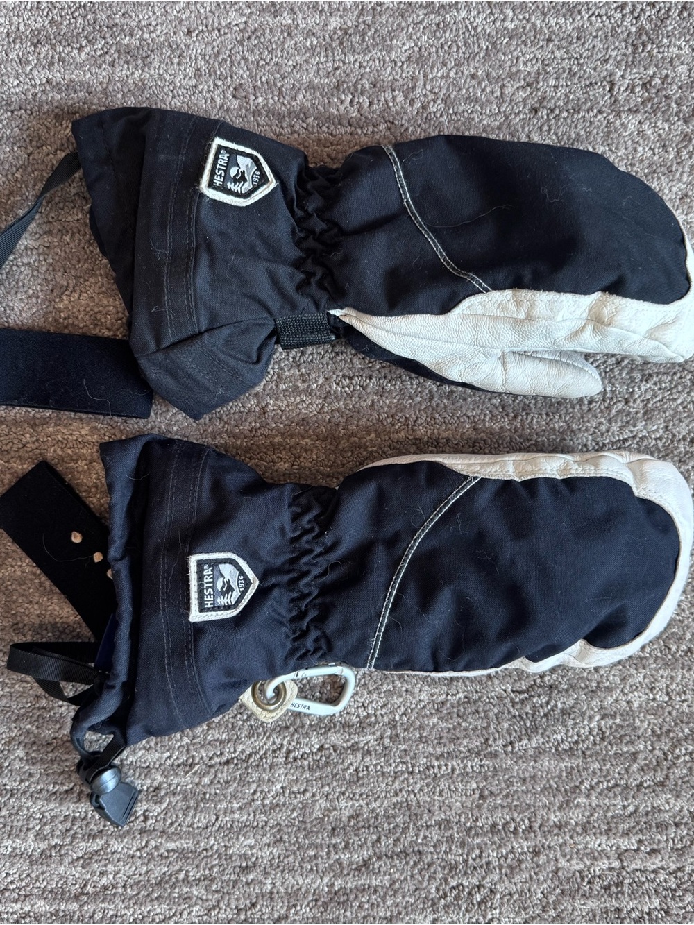 Hestra Black Mittens